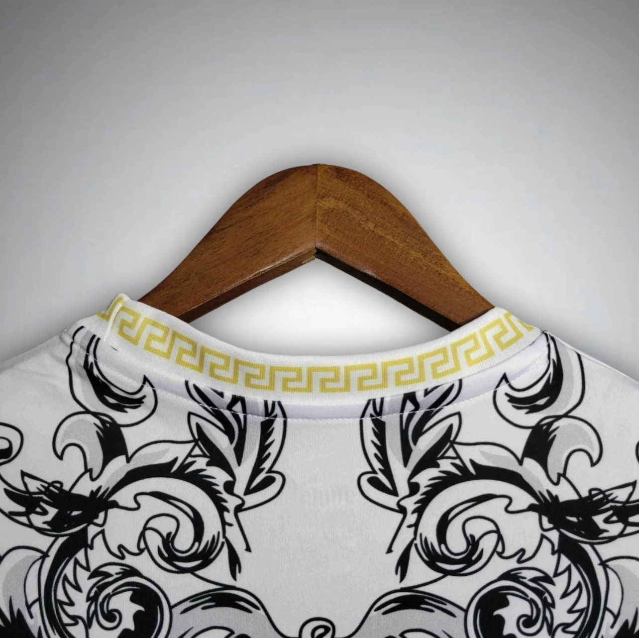 Italy "Versace" Premium White Kit