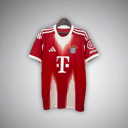 25/26 Bayern München Home Kit